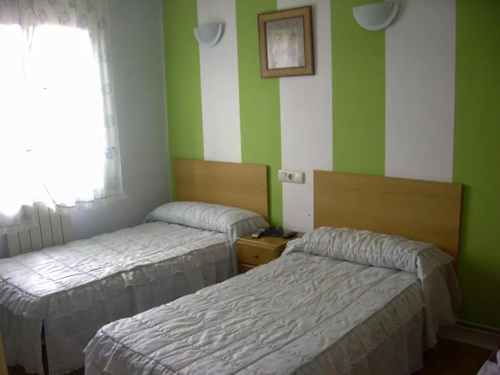 Pension Gema Irun Guest house